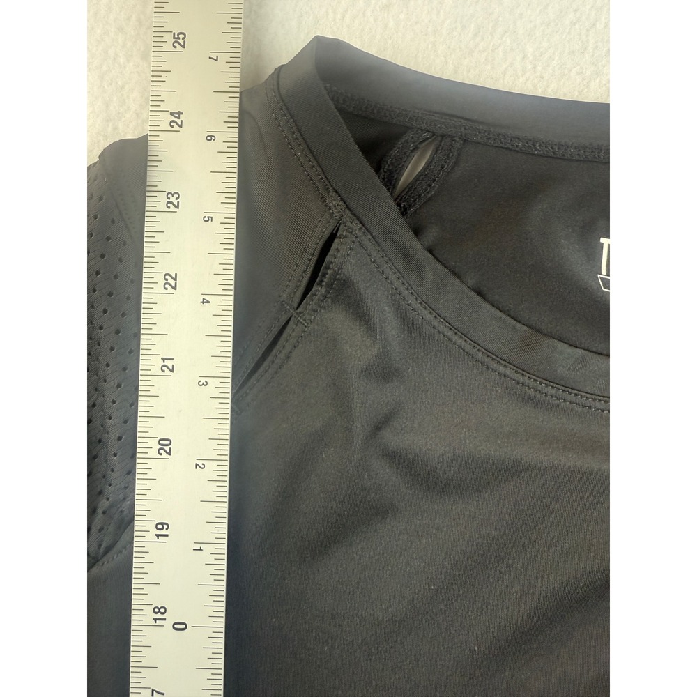TAIL Activewear Women Black Long Sleeve Perforated Shoulder Athletic‎ Top - Picture 7 of 9